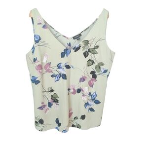 Le‎ Chateau NWT Green Floral Blouse Tank Top Chic Camisole